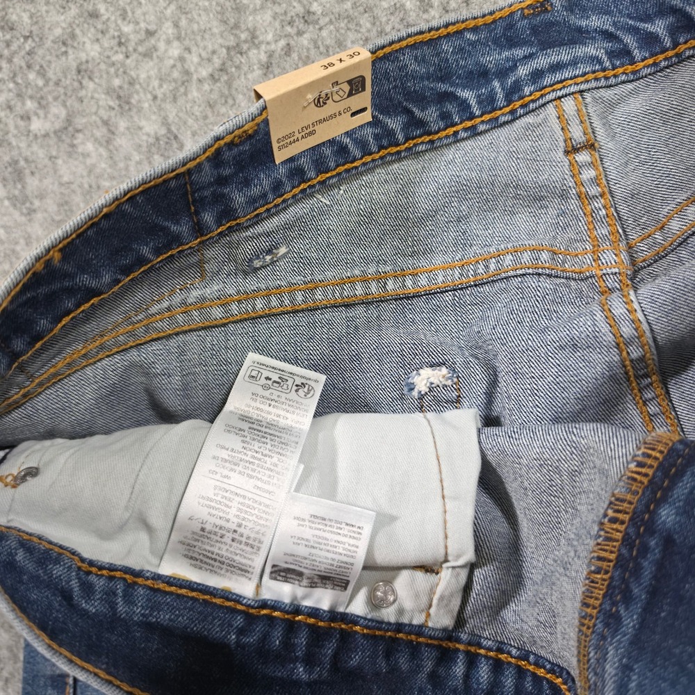 Levis 505 Regular Fit Stretch Jeans Mens 38x30 Medium Wash Blue Straight Leg NWT - Picture 10 of 11